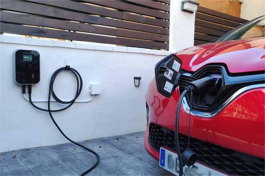Electric vehicle charging scenario 31